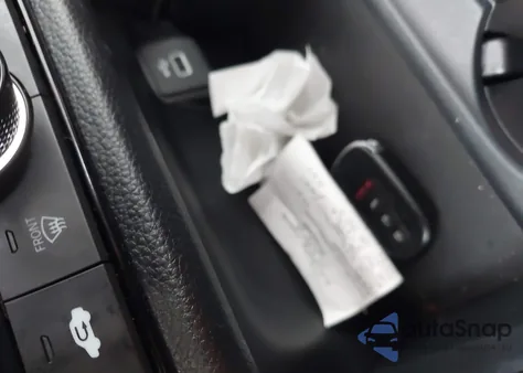 2023 Honda Hr-V Awd Lx z USA, uszkodzony, nr VIN 3CZRZ2H30PM712338